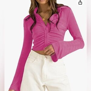 Collared button down ruched long sleeve cropped top